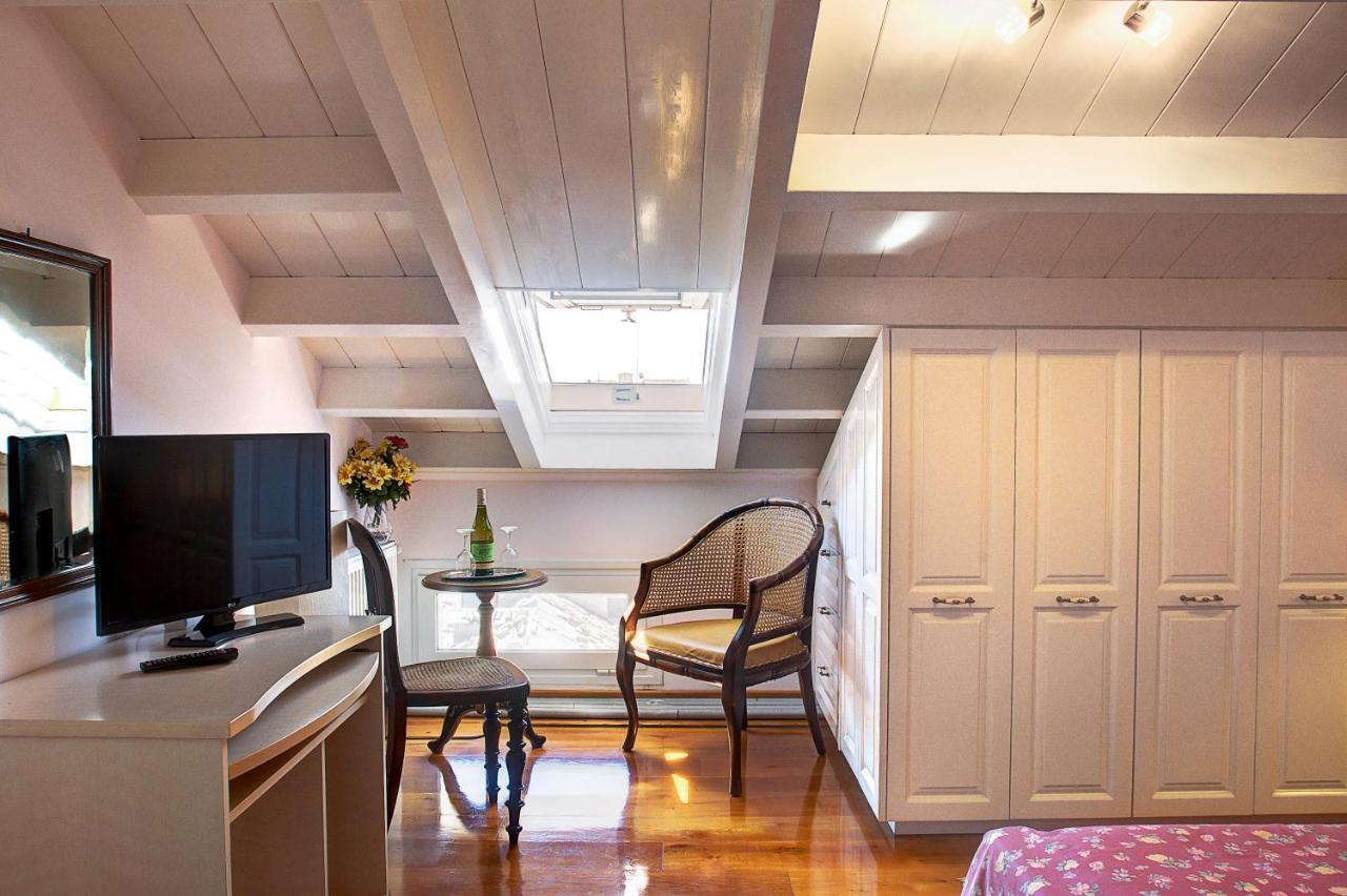 Stella'S Attic In Spianada - Old Town Apartment Corfu  Exterior photo